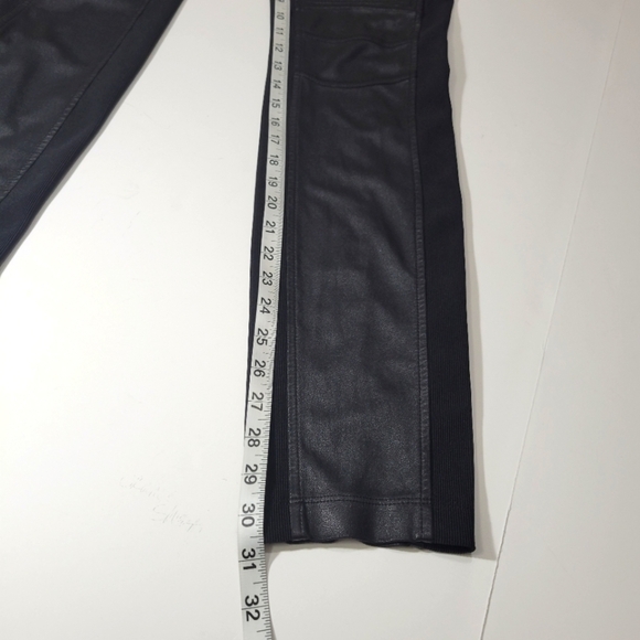 BCBGMaxAzria Women's Black Moto Faux Leather Pull On leggings Size M - Picture 13 of 14